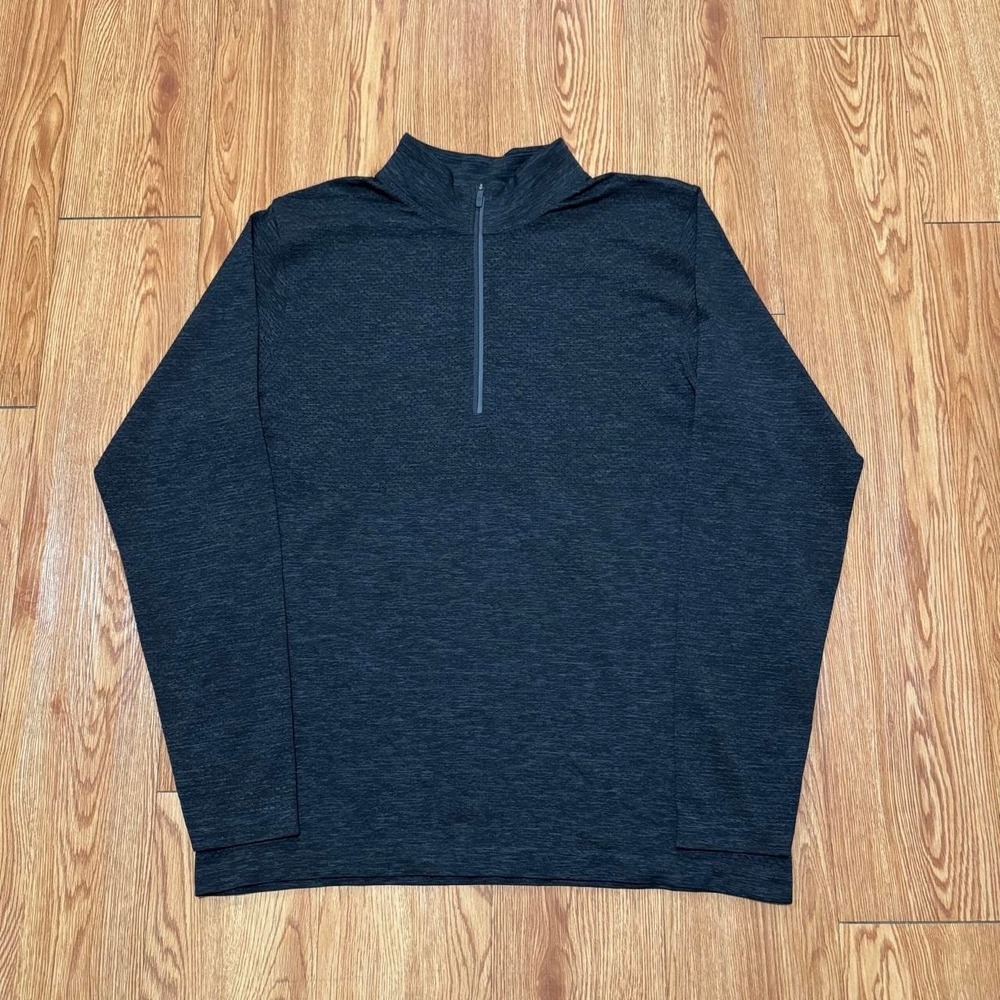 Lululemon Men's Metal Vent Tech Quarter Zip Medium Gray Athleisure Stretch
